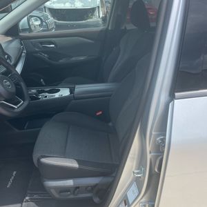 صورة مصغرة 32 لـ 2021 Nissan ROGUE SV
