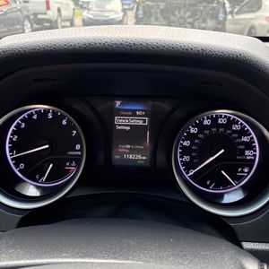 صورة مصغرة 39 لـ 2018 Toyota CAMRY SE