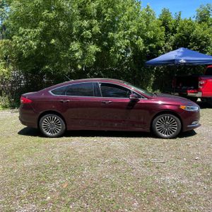 FORD FUSION SE - 10