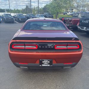 DODGE CHALLENGER - 7