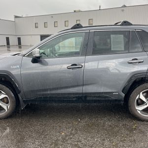 2021 Toyota RAV4 PRIME SE — фото 4