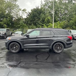 صورة 3 لـ 2022 FORD EXPLORER XLT