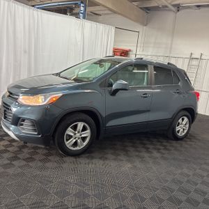 2021 Chevrolet TRAX LT — фото 3