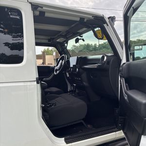2012 JEEP WRANGLER UNLIMITED SAHARA — фото 33