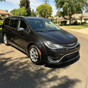 2018 Chrysler PACIFICA LIMITED — фото 12