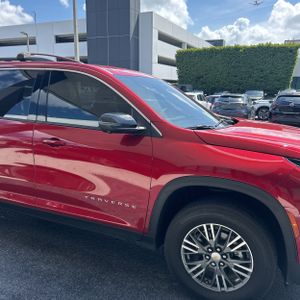 2025 Chevrolet TRAVERSE LT — фото 13