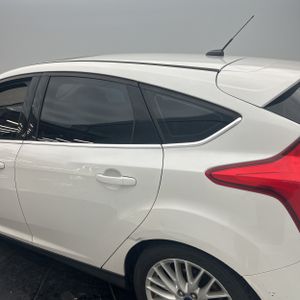 FORD FOCUS TITANIUM - 6
