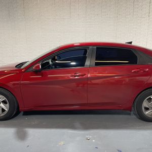 2025 Hyundai ELANTRA SE 照片 4