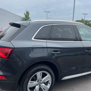 2018 AUDI Q5 2.0T PREMIUM — фото 9