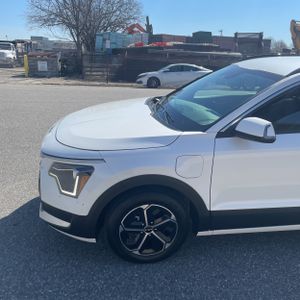 KIA NIRO PLUG-IN HYBRID EX - 2