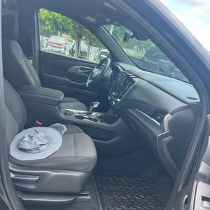 صورة 31 لـ 2023 Chevrolet TRAVERSE LT CLOTH