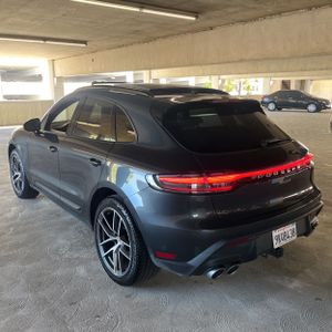 2024 Porsche MACAN photo 5