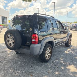 2003 JEEP LIBERTY SPORT 照片 8