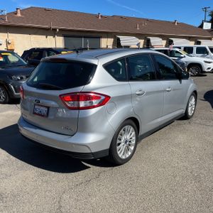 FORD C-MAX HYBRID SE - 8