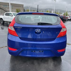 HYUNDAI ACCENT - 7
