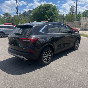 FORD ESCAPE PLUG-IN HYBRID PHEV - 8