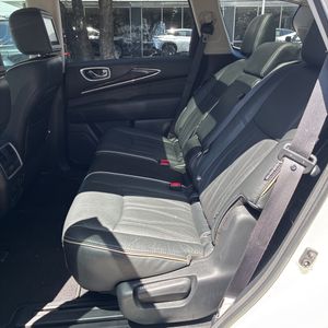 2020 Infiniti QX60 LUXE — миниатюра 30