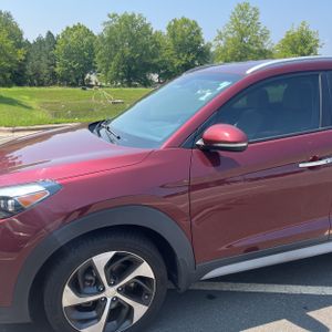 2017 Hyundai TUCSON LIMITED 照片 2