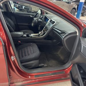 2014 FORD FUSION SE 缩略图 33