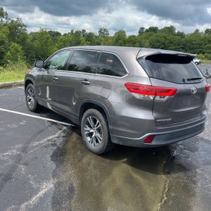 صورة 5 لـ 2017 Toyota HIGHLANDER LE