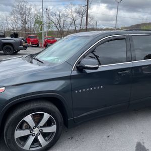 CHEVROLET TRAVERSE LT LEATHER - 2