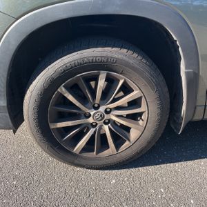 2018 Toyota HIGHLANDER XLE 照片 17