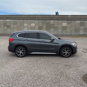 BMW X1 SDRIVE28I - 10