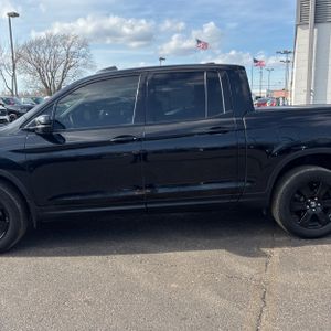HONDA RIDGELINE BLACK EDITION - 4