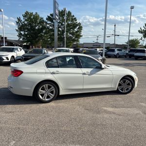 BMW 3 SERIES 330I - 10
