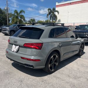 صورة 8 لـ 2019 AUDI SQ5 3.0T QUATTRO PRESTIGE