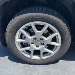 2019 JEEP RENEGADE LATITUDE — миниатюра 16