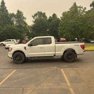 2022 FORD F-150 XLT photo 3