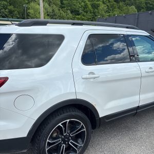 FORD EXPLORER SPORT - 9