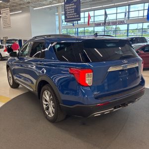 2020 FORD EXPLORER XLT photo 5