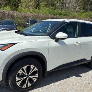 NISSAN ROGUE SV - 2