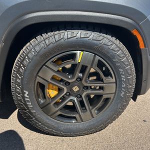 صورة مصغرة 20 لـ 2023 Rivian R1S ADVENTURE