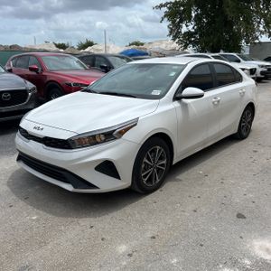 KIA FORTE LXS - 1