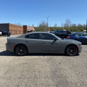 DODGE CHARGER SXT - 10