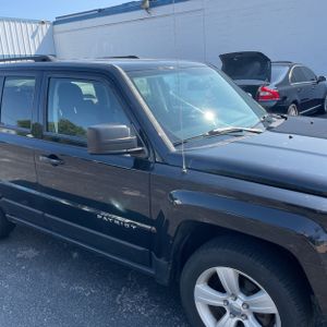2012 JEEP PATRIOT LATITUDE — миниатюра 13