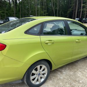 FORD FIESTA SE - 9