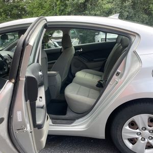2014 KIA FORTE LX photo 34