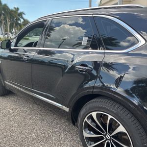 صورة 6 لـ 2019 Bentley BENTAYGA V8