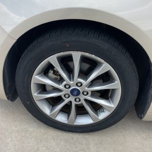 2017 FORD FUSION HYBRID S — фото 17