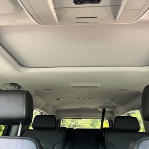 2020 Chevrolet SUBURBAN LT photo 39