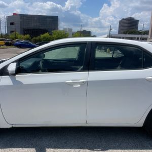 2017 Toyota COROLLA LE 照片 4