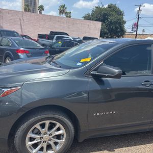 صورة 2 لـ 2020 Chevrolet EQUINOX LS