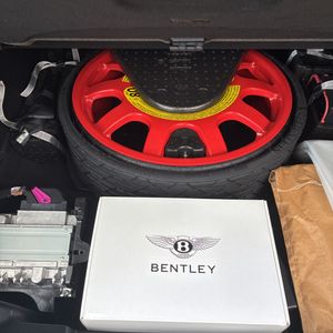 صورة 44 لـ 2019 Bentley BENTAYGA V8