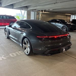 PORSCHE TAYCAN TURBO - 5