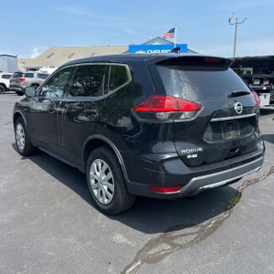 صورة 5 لـ 2017 Nissan ROGUE S