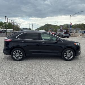 FORD EDGE TITANIUM - 10